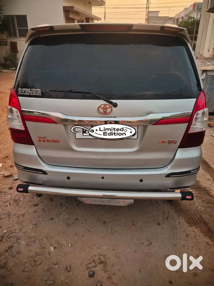 Toyota Innova 2011