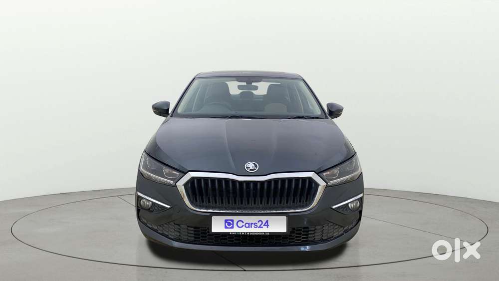 Skoda Slavia 1.0 Tsi Style At, 2023, Petrol