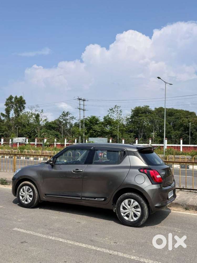 Maruti Suzuki Swift Vvt Vxi, 2021, Petrol