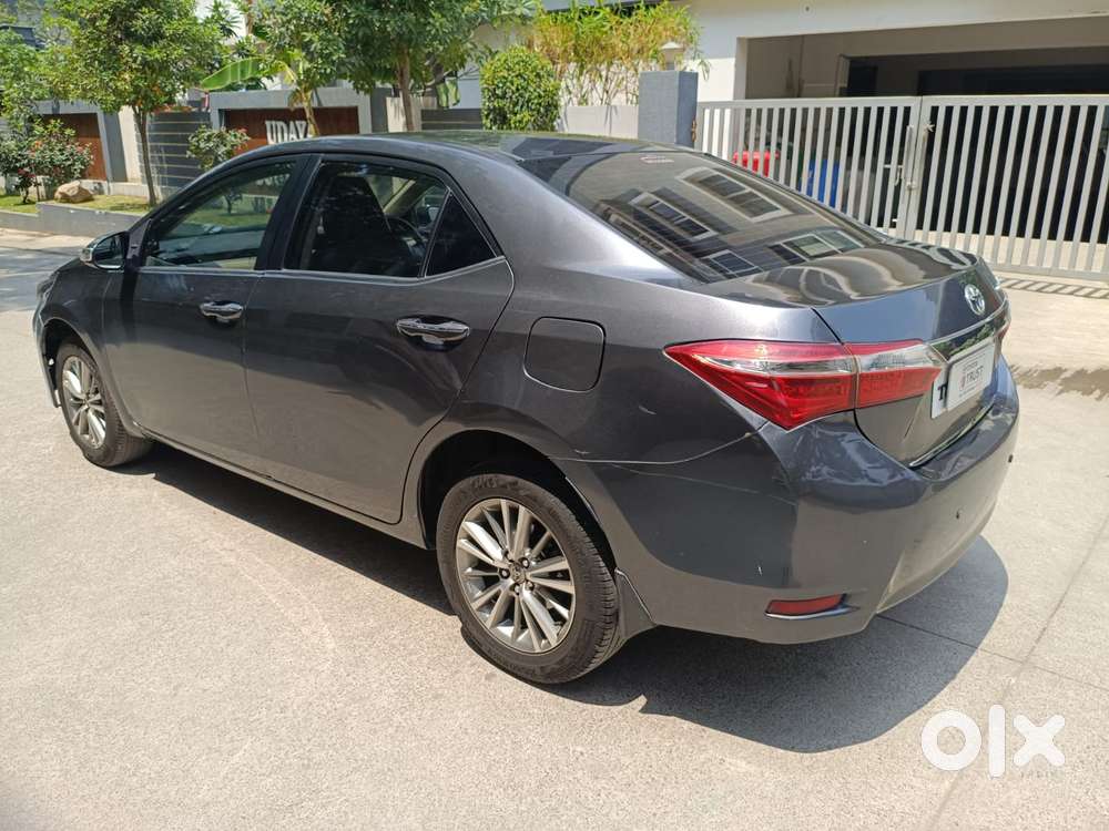 Toyota Corolla Altis, 2014, Petrol