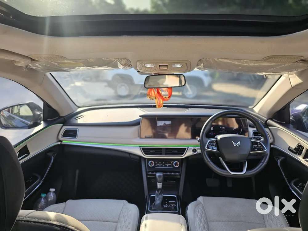Mahindra Xuv700 Ax7 Luxury