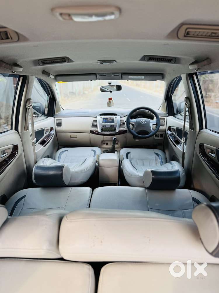 Toyota Innova 2.5 V 7 Str, 2015, Diesel