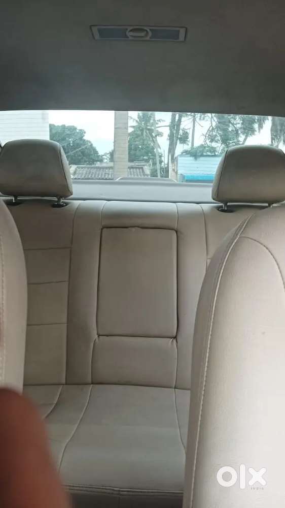Skoda Rapid Tsi Active 2012