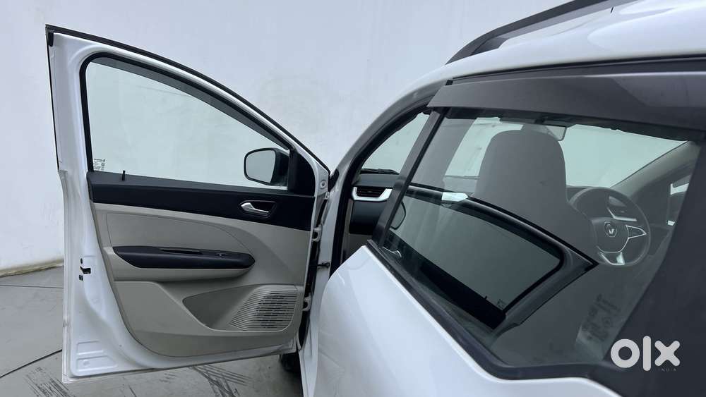 Renault Triber Rxz Easy-r Amt, 2021, Petrol