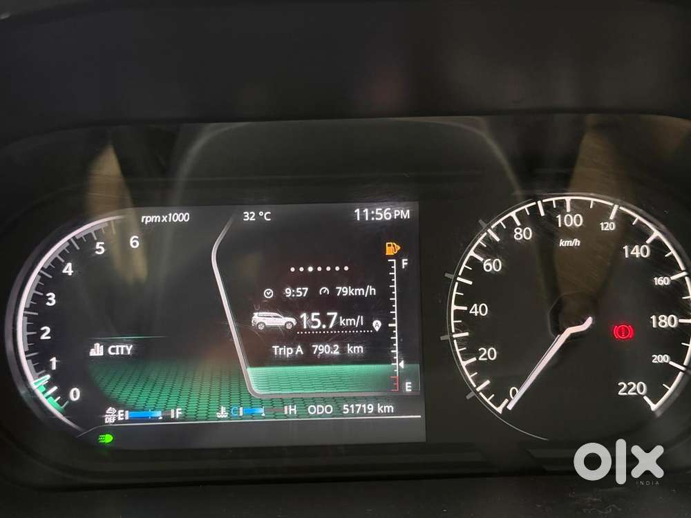 Tata Safari, 2022, Diesel