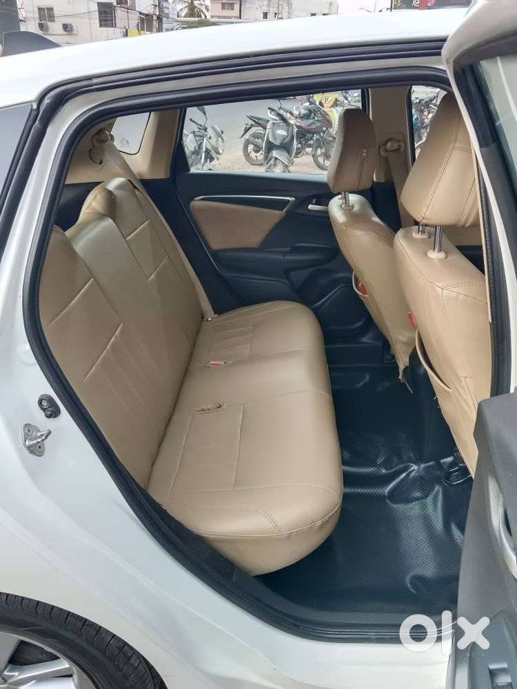 Honda Jazz [2020-2023] 1.2 Vx I-vtec Mt, 2021, Petrol