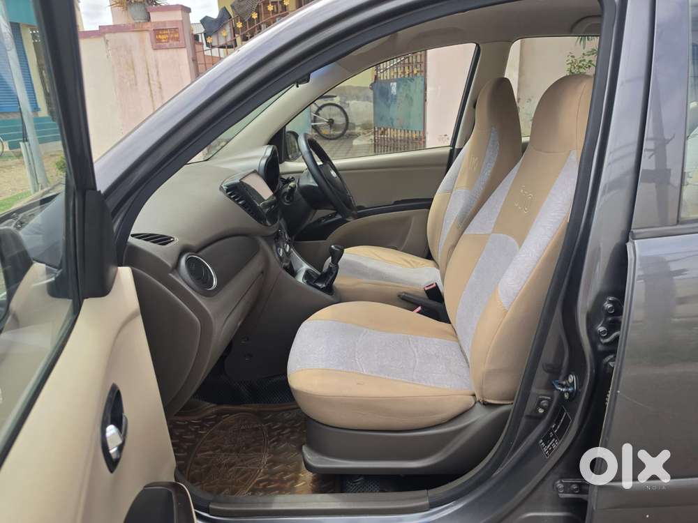 Hyundai I10 Sportz, 2012, Petrol
