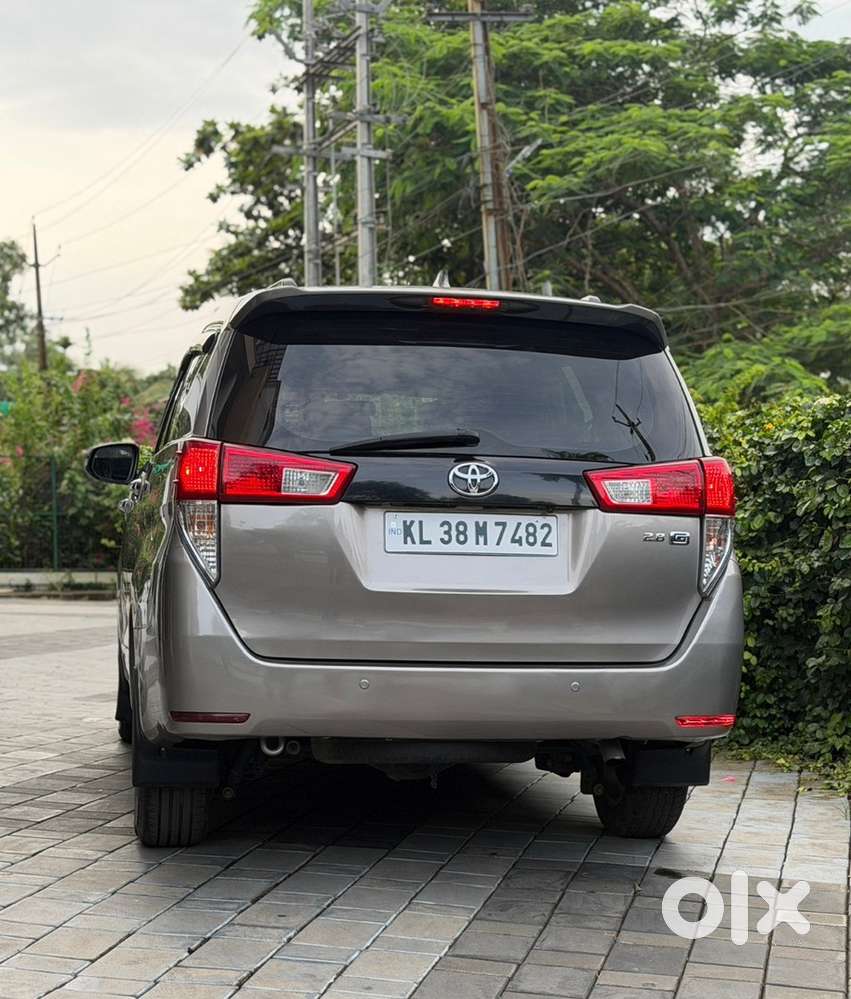 2017 Crysta Diesel Automatic Re