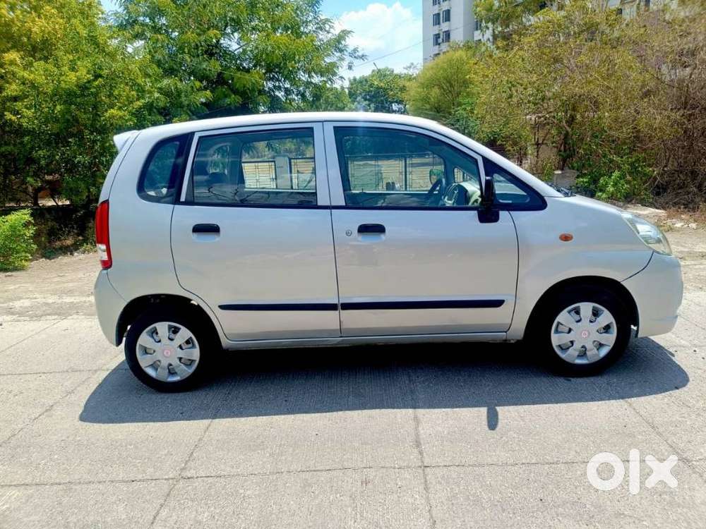 Maruti Suzuki Zen Estilo Lxi Bs Iv, 2013, Petrol