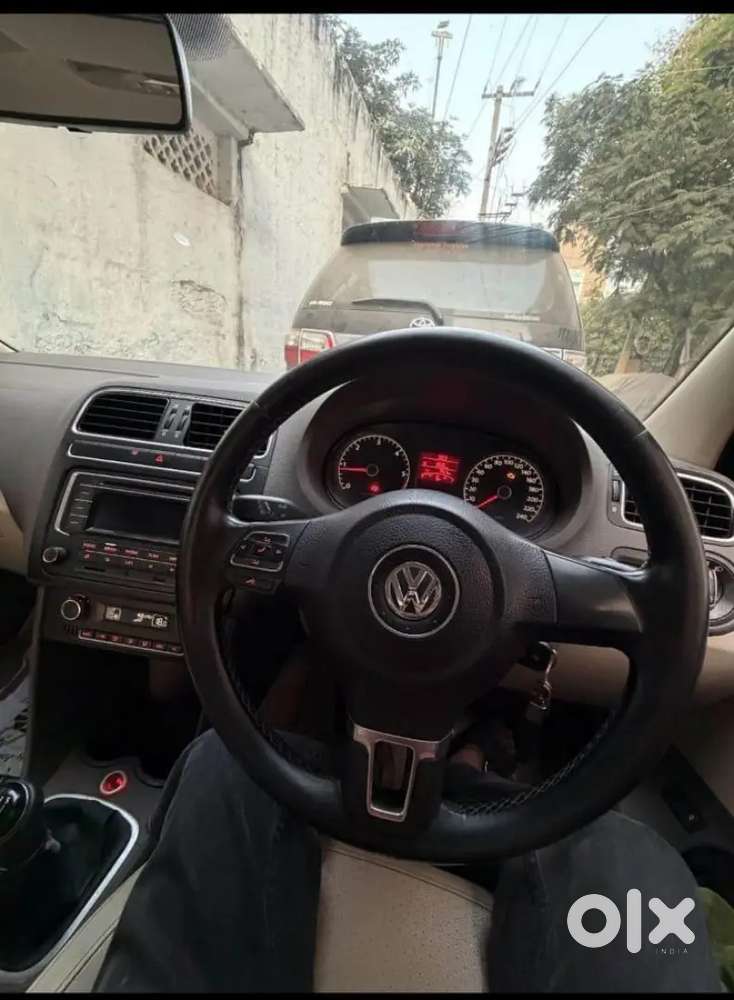 Volkswagen Vento 2013 Petrol 93000 Km Driven