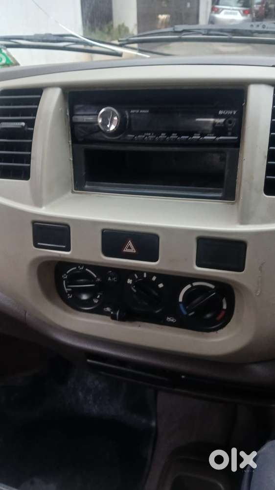 Maruti Suzuki Zen Estilo Lxi Bs Iv, 2010, Petrol