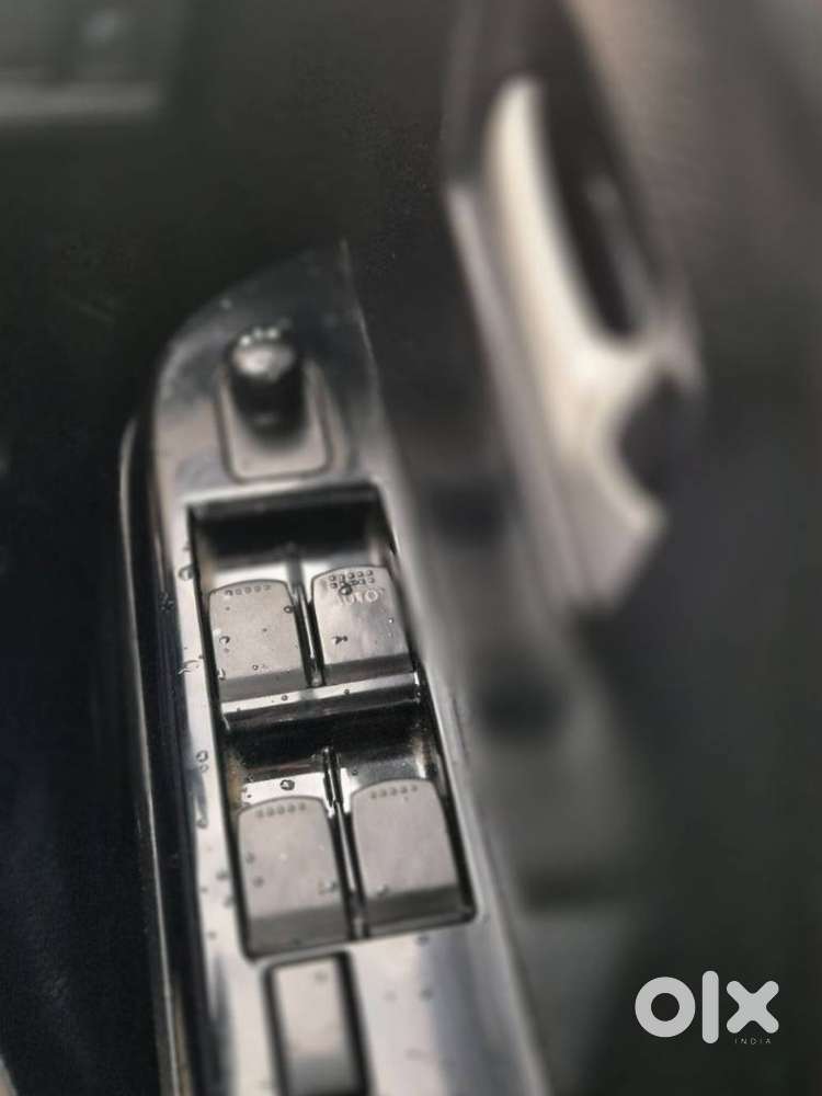 Maruti Suzuki Wagon R 1.0 Vxi Amt, 2017, Petrol