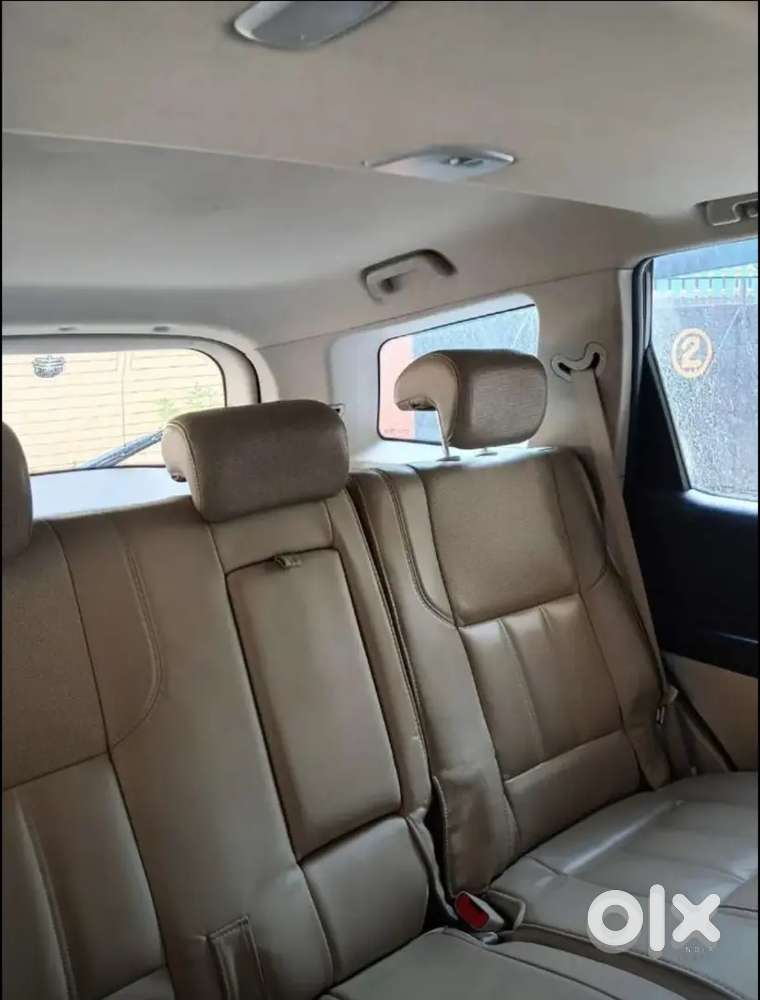 Mahindra Xuv 500 W10 Model/ 24000 Km Driven