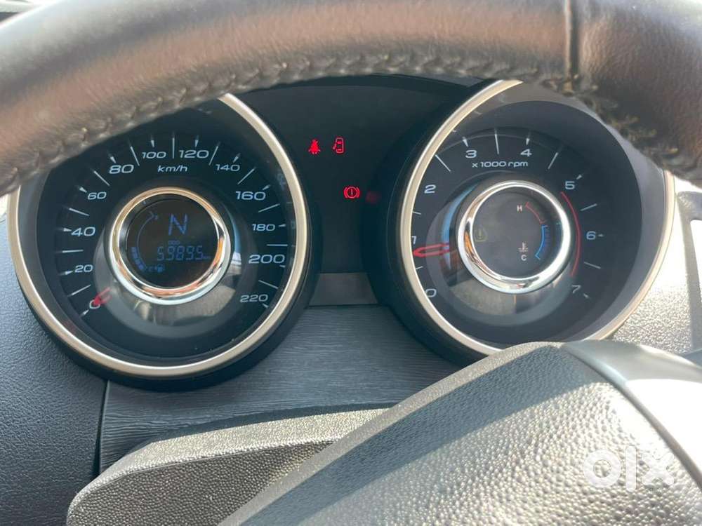 Mahindra Xuv500 Top Model 2019 Diesel Well Maintained