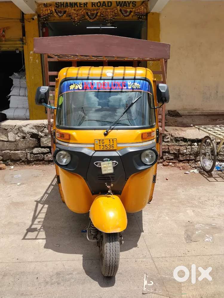 Bajaj Maxima C