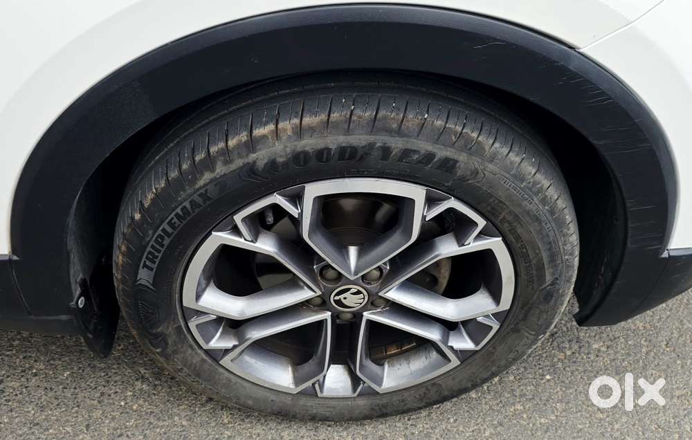 Skoda Kushaq 1.0 Tsi Style, 2022, Petrol