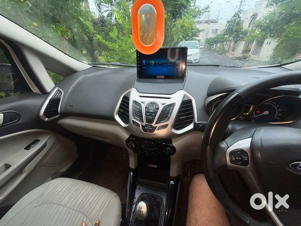 Ecosport Car Petrol Titanium Top Model 2014