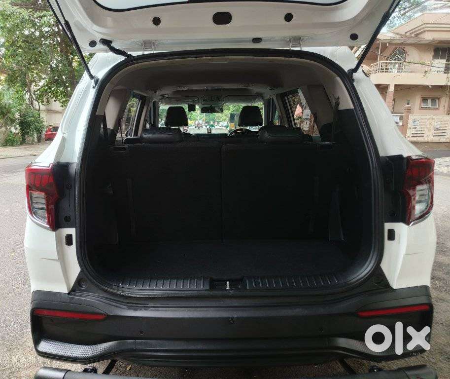 Kia Carens G1.5 6mt Gravity, 2024, Petrol