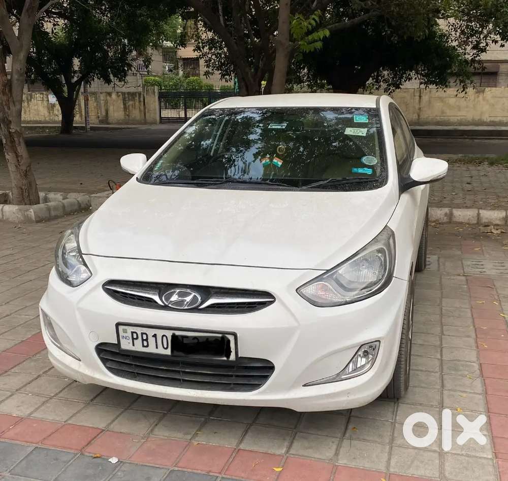 Hyundai Verna 2015