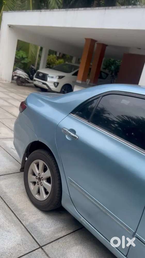 Toyota Corolla Altis 2010 Diesel 190000 Km Driven