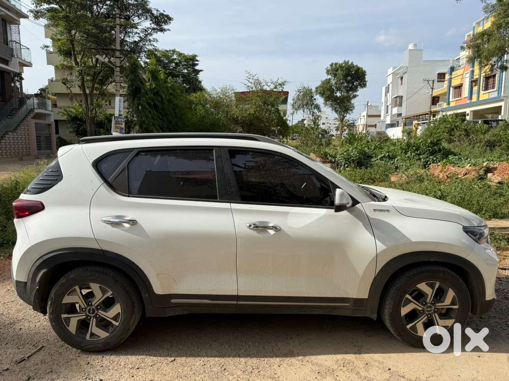 Kia Sonet Petrol 2023