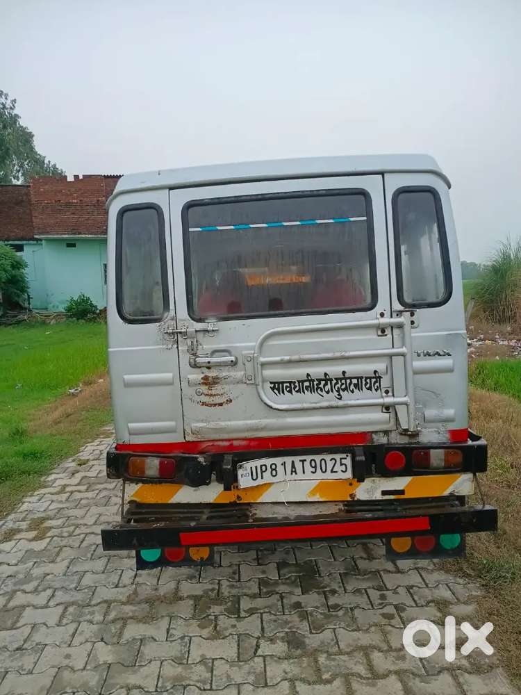 Force Motors Trax Cruiser