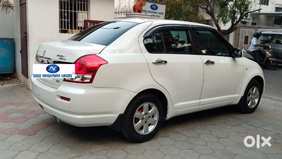 Maruti Suzuki Swift Dzire Zxi, 2011, Petrol