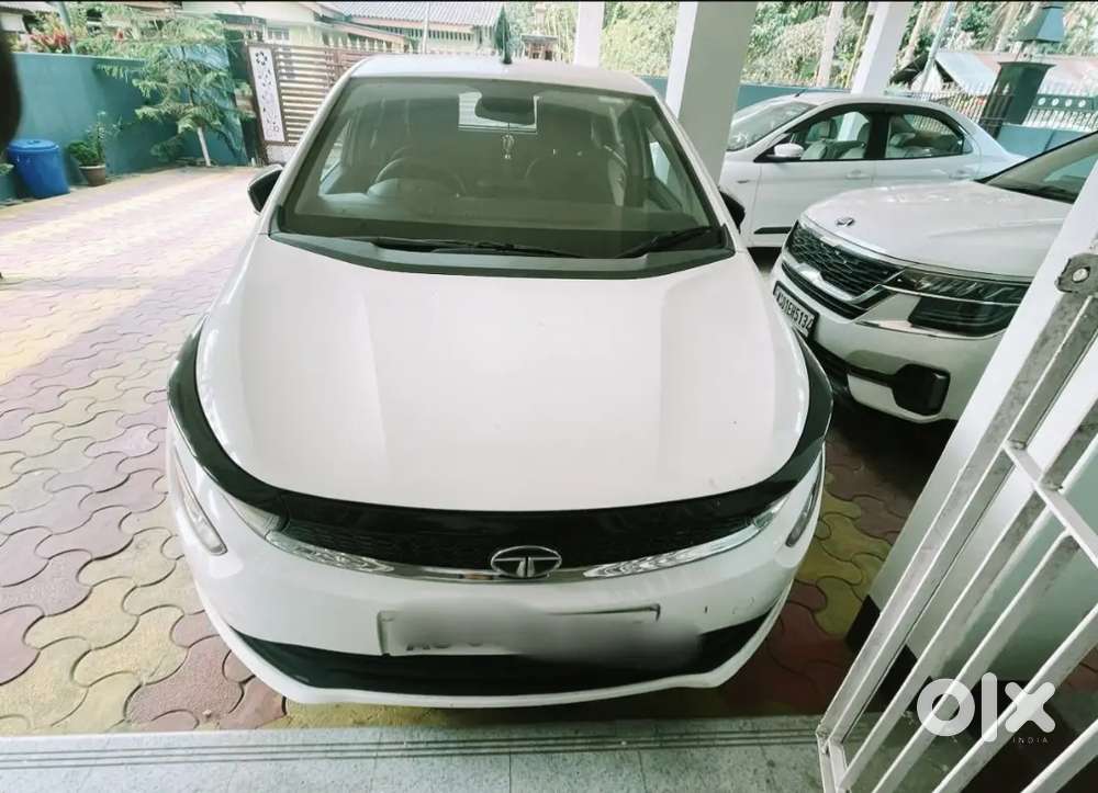 Altroz In Tip Top Condition