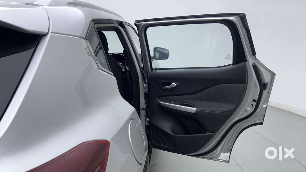 Nissan Magnite 1.0 Xv Premium Turbo Cvt, 2023, Petrol