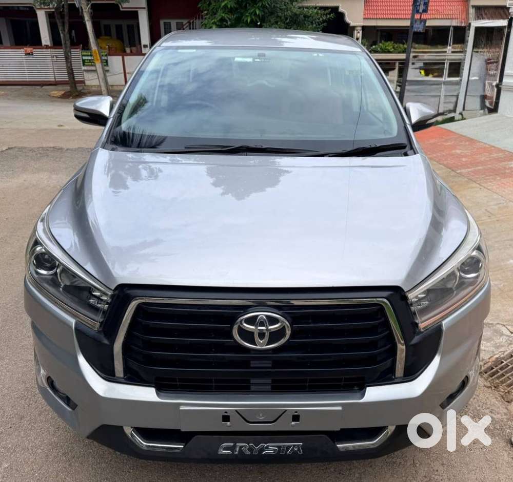 Toyota Innova Crysta 2.4 V 7 Str, 2017, Diesel