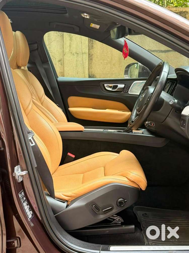 Volvo Xc60 D5 Inscription, 2019, Diesel