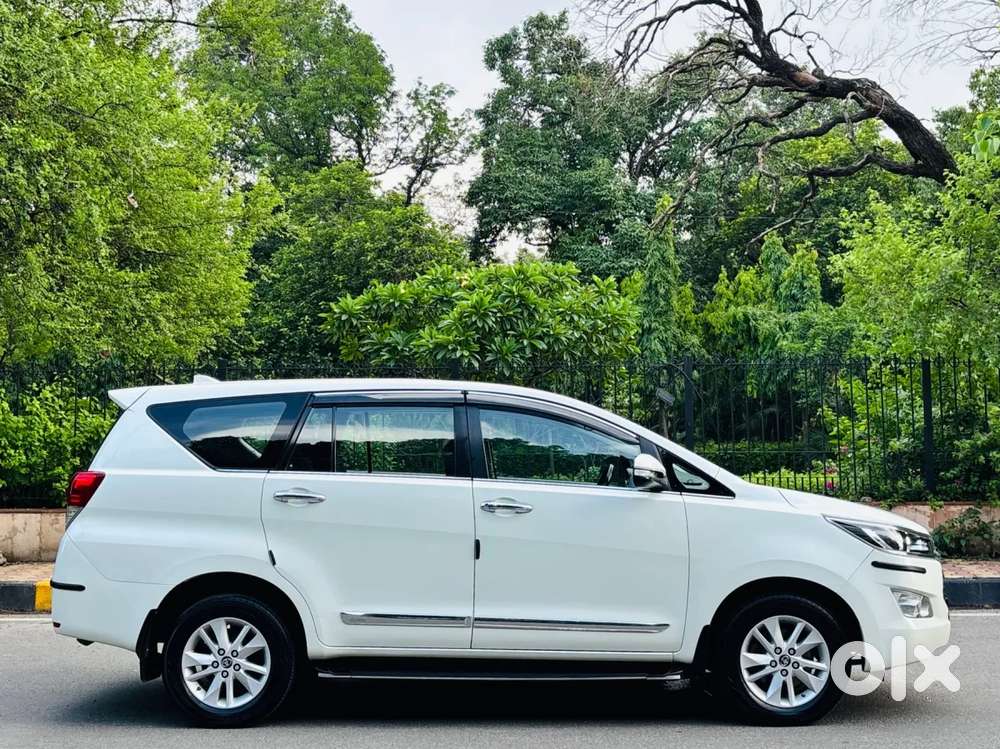 Toyota Innova Crysta [2020-ongoing] 2.4 Vx 7 Str, 2017, Diesel