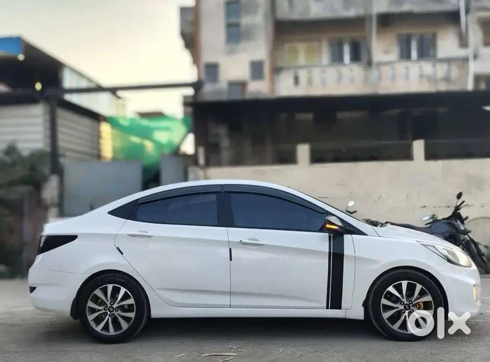 Hyundai Verna Crdi 2015