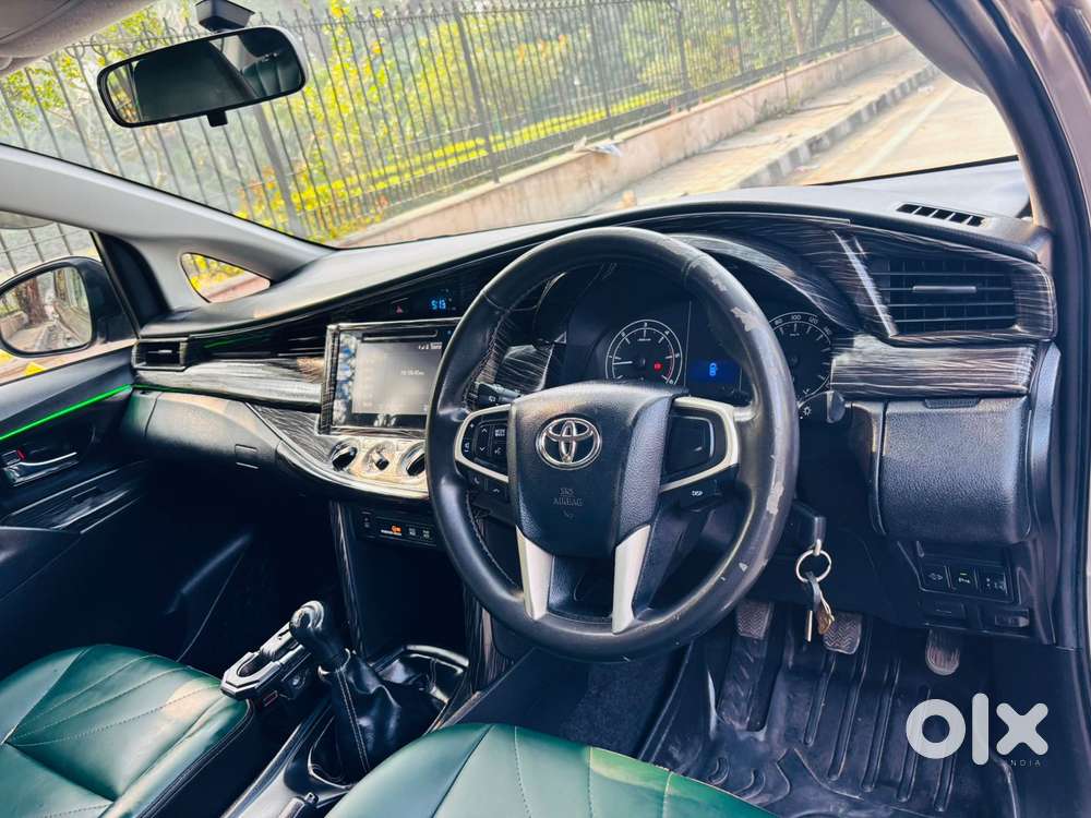 Toyota Innova Crysta 2.4 Zx Mt, 2017, Diesel