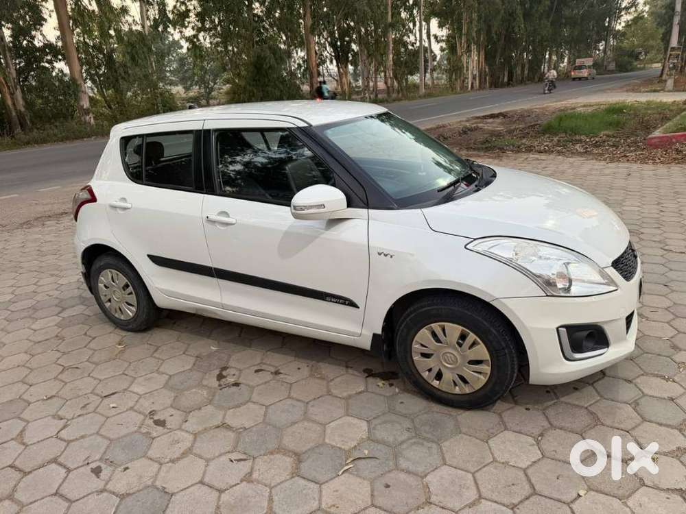 Maruti Suzuki Swift Vxi Optional, 2012, Petrol
