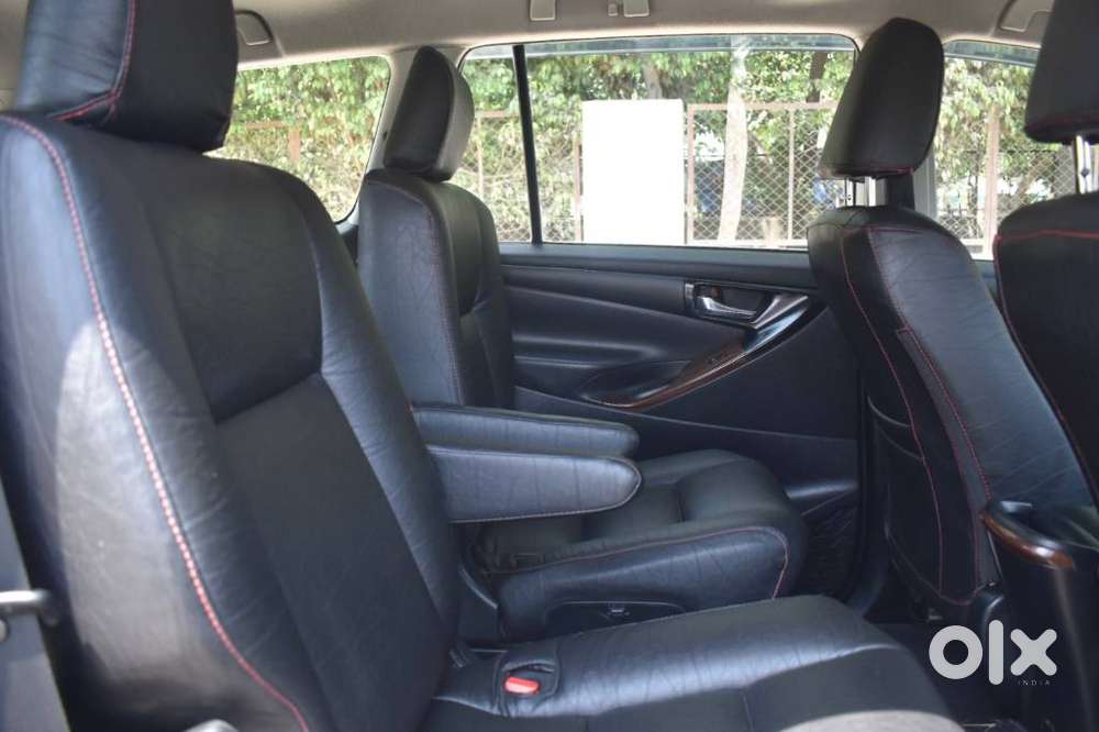 Toyota Innova Crysta 2.4 G Mt, 2017, Diesel