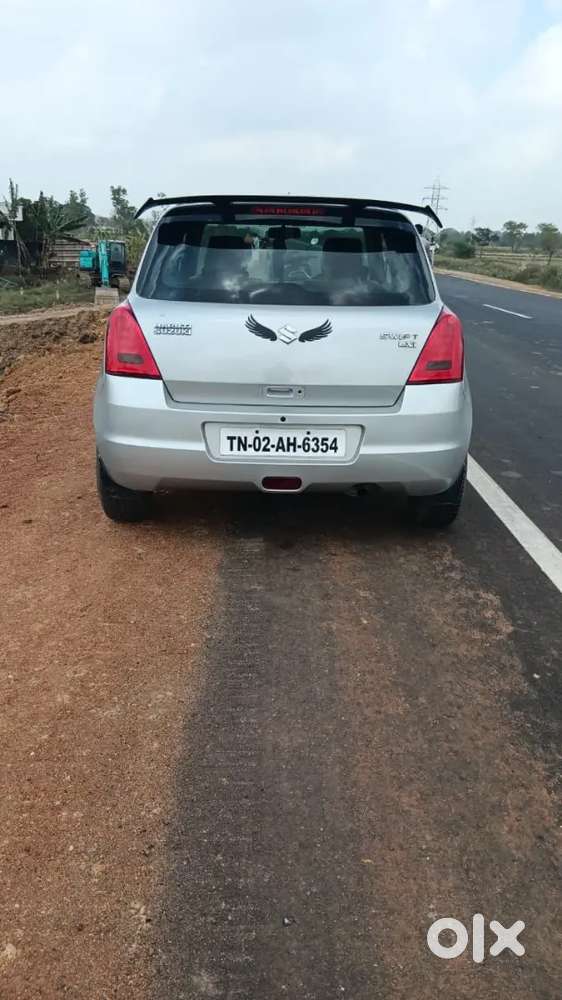 Maruti Suzuki Swift 2009 Good Condition Company Service Alloy Wheel
