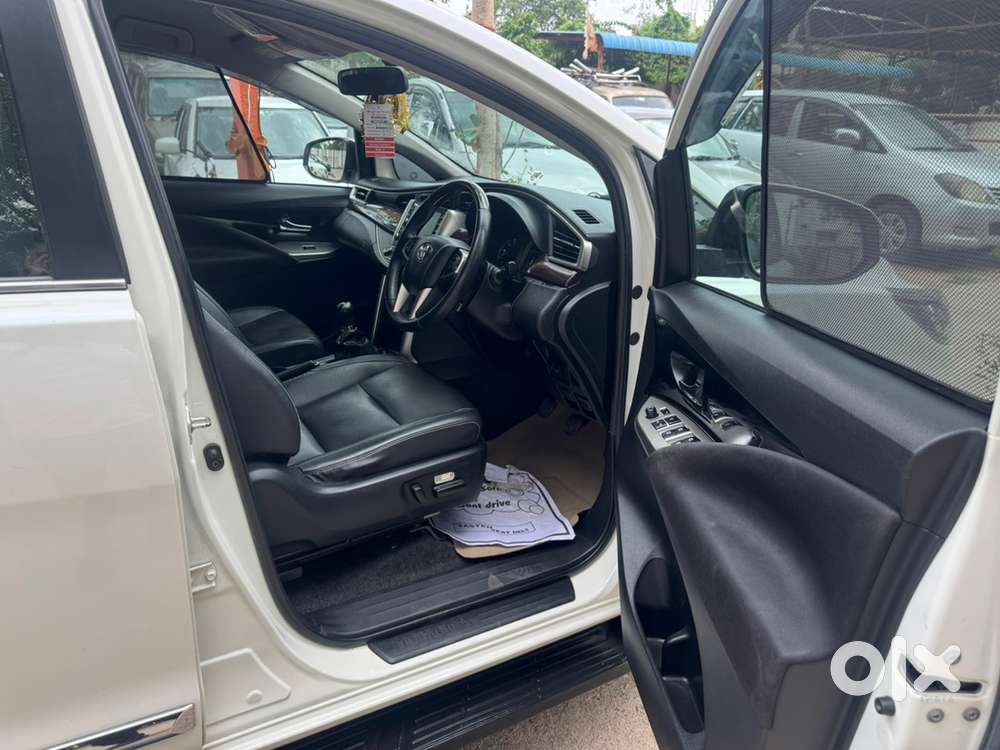 Toyota Innova Crysta 2022 Diesel Manual