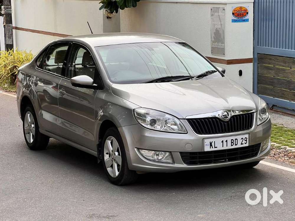 Skoda Rapid [2016-2021] 1.6 Mpi Style Plus, 2016, Petrol