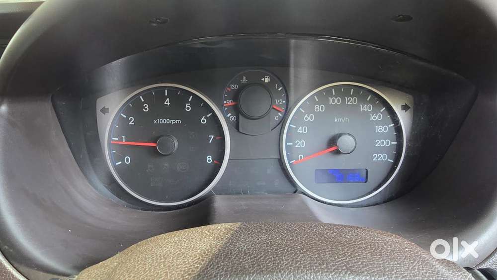 Hyundai I20 1.4 Asta Option, 2011, Cng & Hybrids