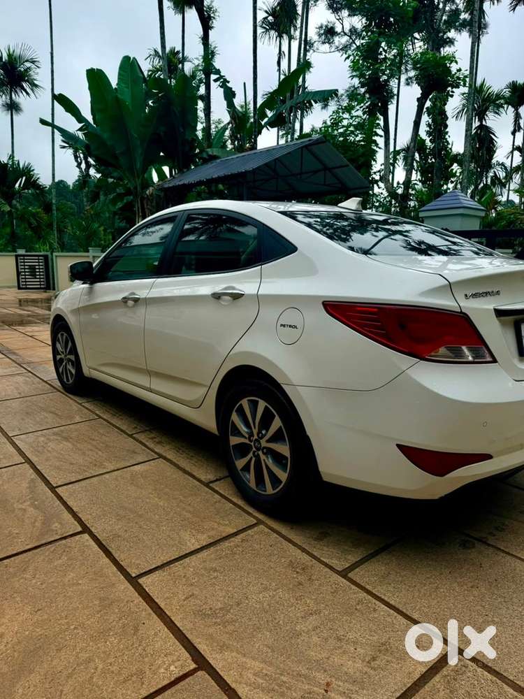 Hyundai Car Manual 2016