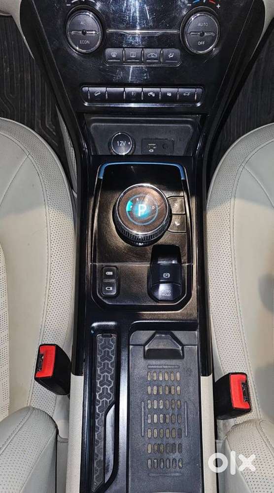 Tata Nexon Ev Max 3.3 Kw Xz Plus Lux, 2023, Electric