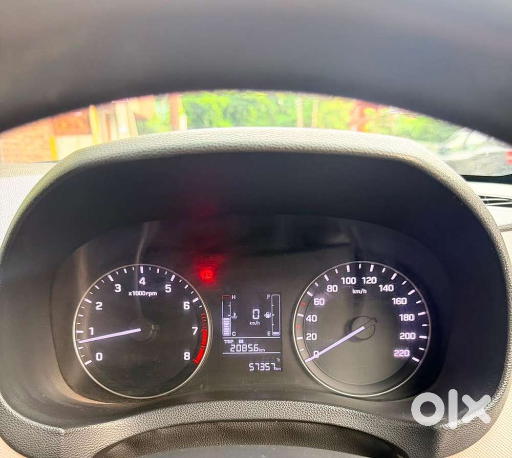 Hyundai Creta 2018 Model Petrol Cng On Peper
