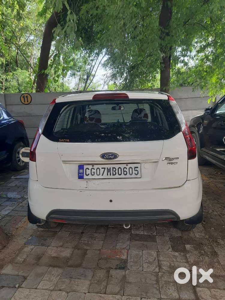 Ford Figo Titanium Duratorq 2011