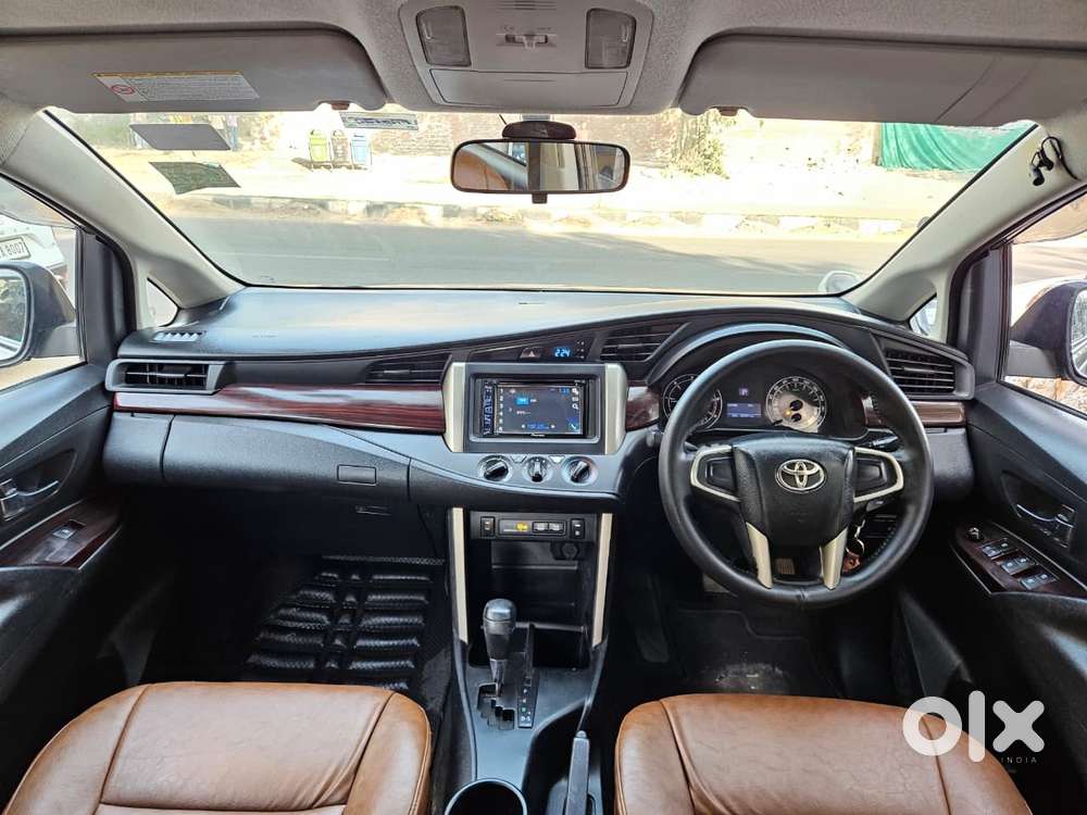 Toyota Innova Crysta 2.8 Gx At, 2017, Diesel