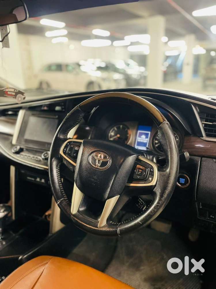 Toyota Innova Crysta 2.8 Zx At, 2016, Diesel