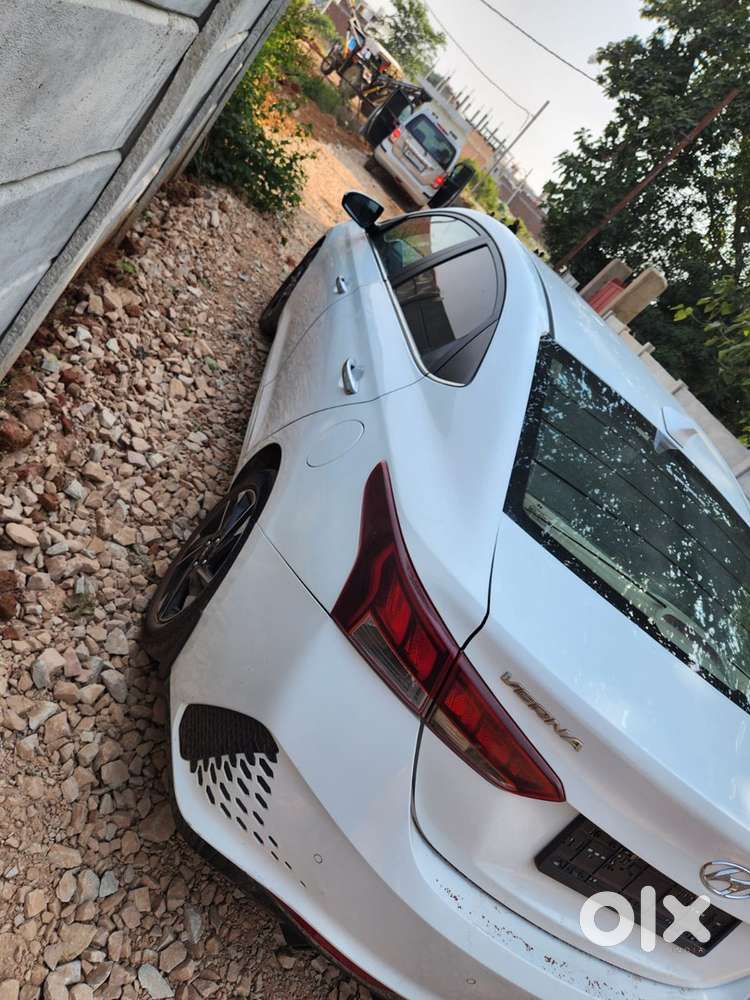 Hyundai Verna Diesel 2021