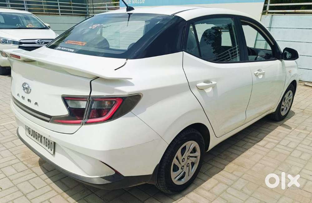 Hyundai Aura 1.2 S Petrol Amt, 2022, Cng & Hybrids