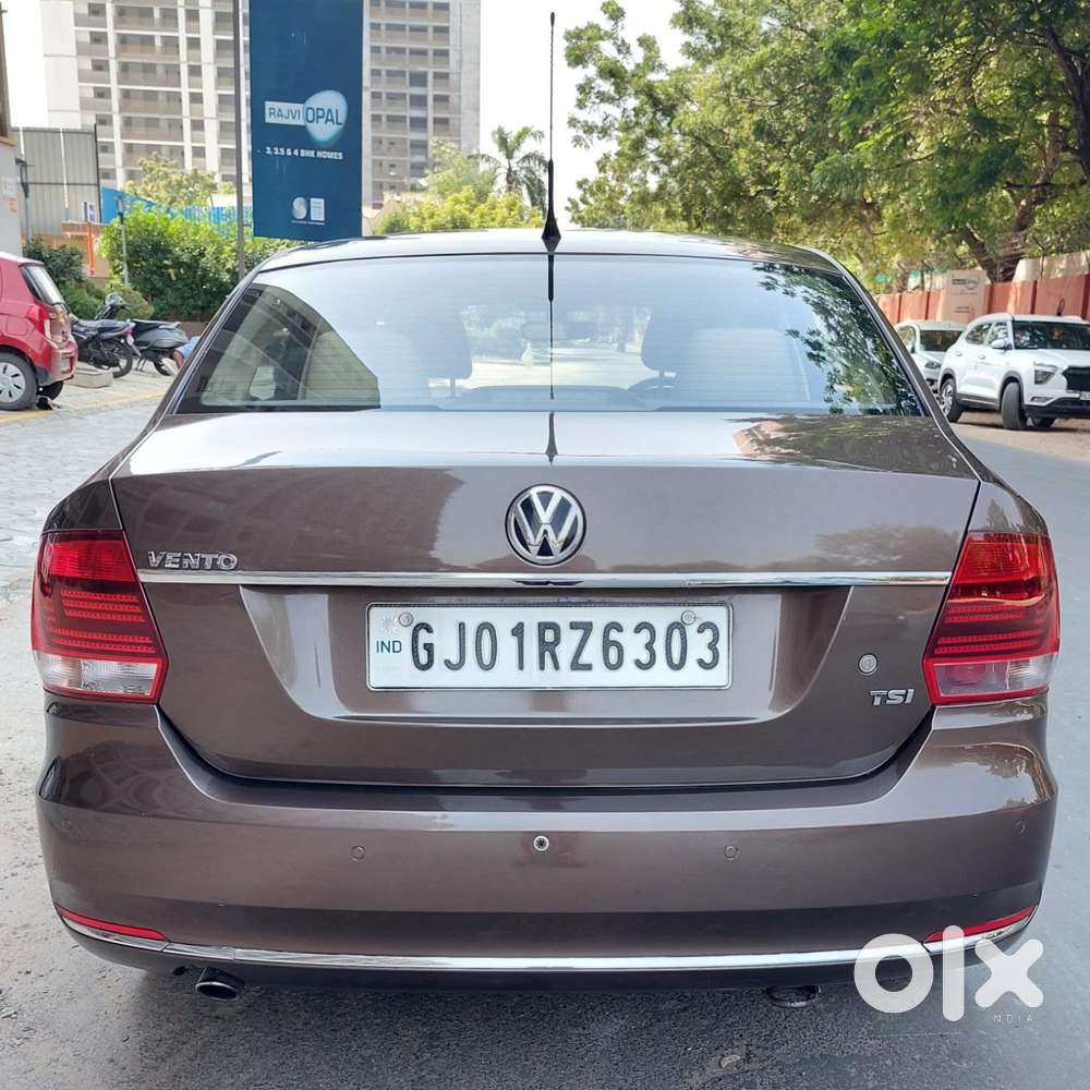 Volkswagen Vento 1.2 Tsi Highline Plus At, 2017, Petrol