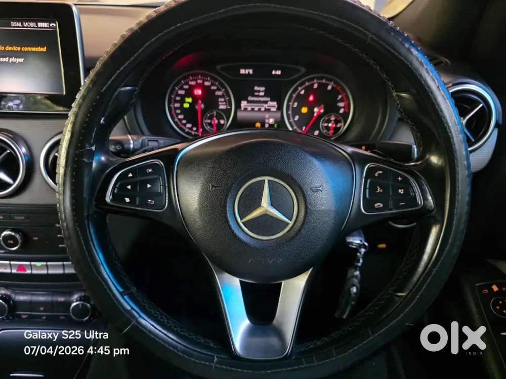 Mercedes Benz B Class B180